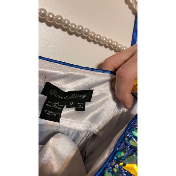 Dave & Johnny Formal Gown NWT long with slit - Picture 11 of 13